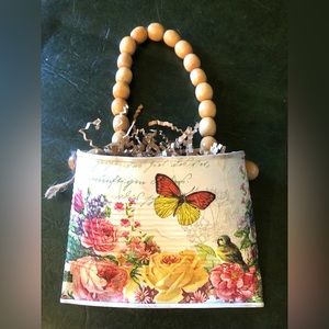 7460 Posey Pocket Tin Can Roses, Butterflies and Bird Embellished Beaded Hanger
